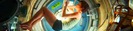 Sandra Bullock Gets Fetal in ‘Gravity’